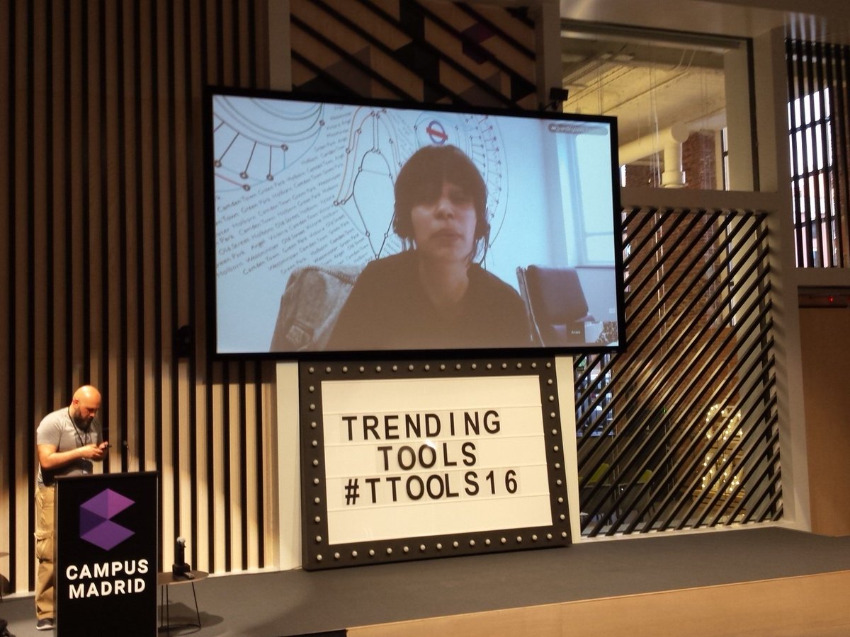 MariaGomezRguez's tweet photo. .@HootAinara : "Para las empresas, lo que más me gusta es #Instagram; se pueden crear grandes comunidades" #TTools16 https://t.co/Kqhp9NK8Sn