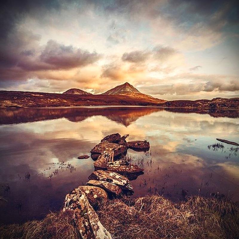 InspiredNomadic's tweet photo. Man must feel the earth to know himself #bushcraft #backpackph #tastraveling #waterfall https://t.co/fz8B8usT2h