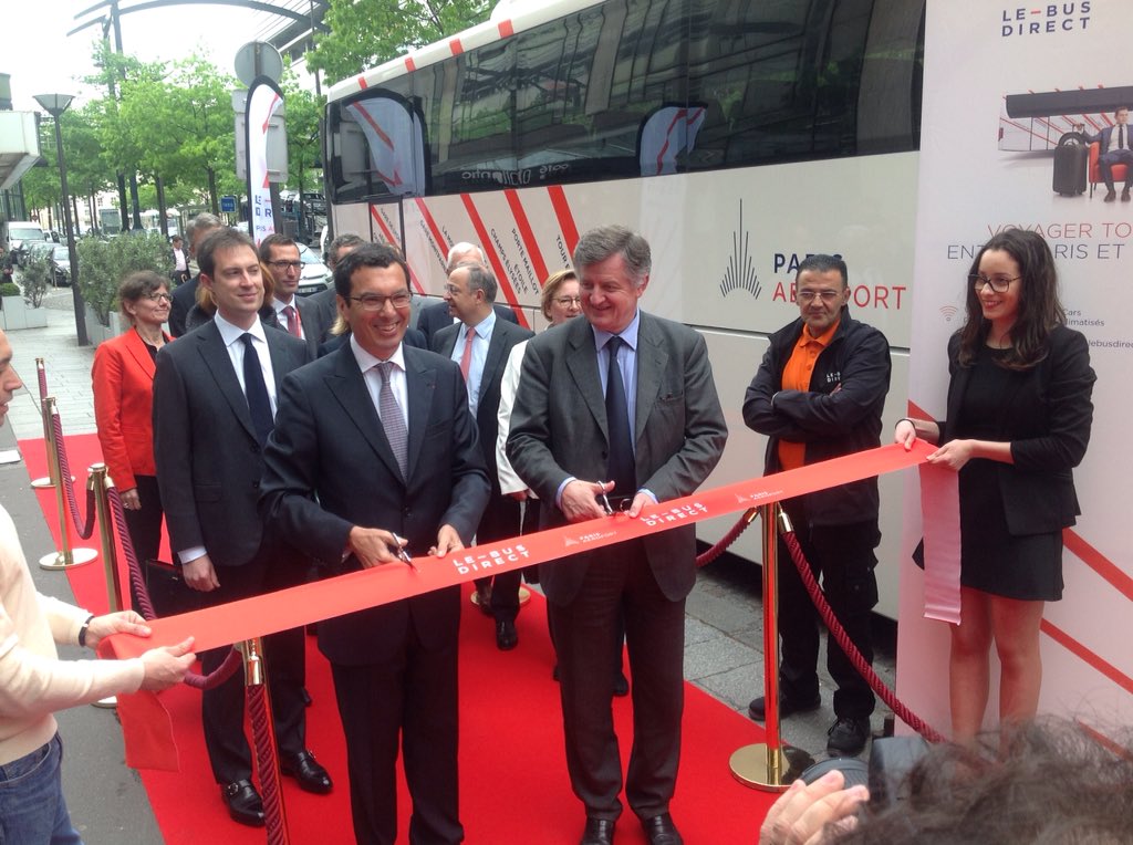 Keolis Group (@groupekeolis) on Twitter photo Le nouveau véhicule présenté par <a href="/jpfarandou/">Jean-Pierre Farandou</a>, Président de #Keolis, et Augustin de <a href="/Romanet/">Augustin de Romanet</a>, PDG du <a href="/GroupeADP/">Groupe ADP</a> Le nouveau véhicule présenté par <a href="/jpfarandou/">Jean-Pierre Farandou</a>, Président de #Keolis, et Augustin de <a href="/Romanet/">Augustin de Romanet</a>, PDG du <a href="/GroupeADP/">Groupe ADP</a>