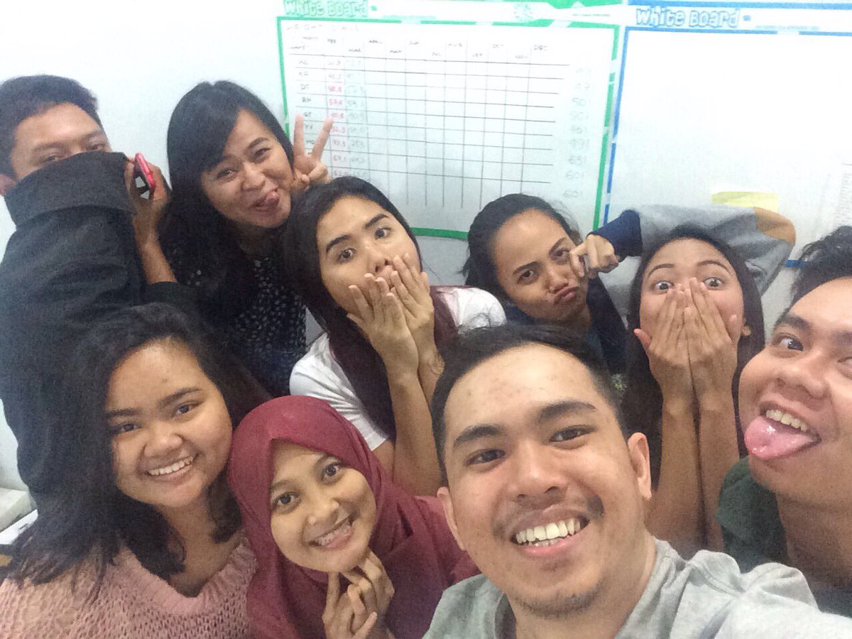 kenratriiswari's tweet photo. 7a. Fun activities @GeekHunterID we have judgment day to count our weight at the end of the mo @KampusUpdate #KUChat https://t.co/EDBcwidpWb