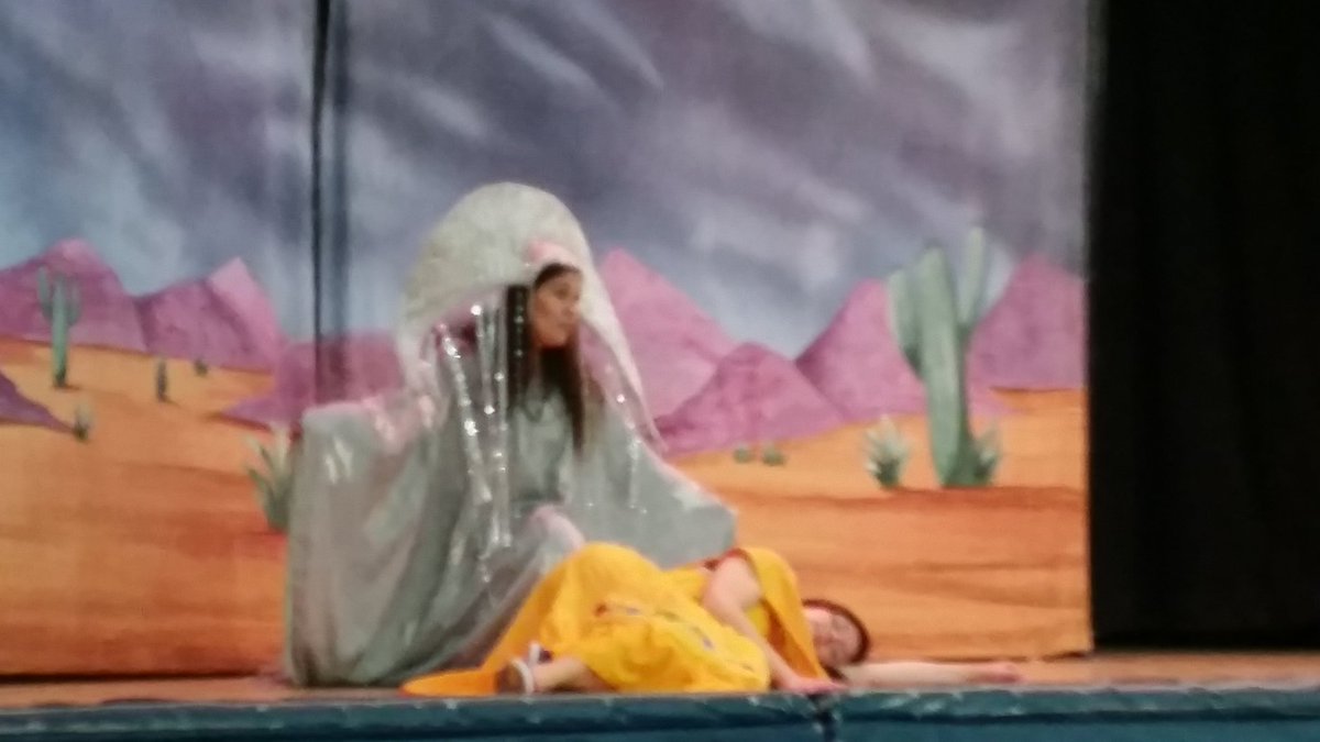 MrsSmithRoom126's tweet photo. Wonderful music, costumes, performance! #michiganoperatheater #culturalarts @Jyouanes_ADDAMS https://t.co/YFsCPrmMwc