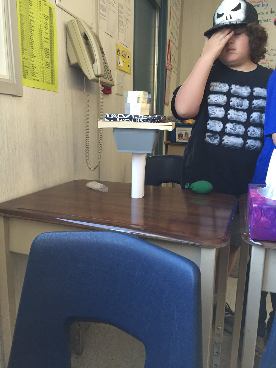 david53moore's tweet photo. Paper 3D shapes versus weight = compression lesson! @stephenglish1 @TayShoresPS @Gr7Collabratory @MStAmantTeach https://t.co/xaQvkNv5wF