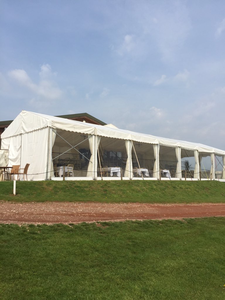 exminstergolf tweet media