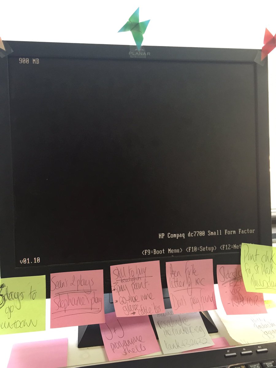 TheTankNYC's tweet photo. A screen no one wants to see with #5daystogo! #SpringBenefit #helloIT #wedefycomputers #wedontcare #butHELP https://t.co/riZjL5aZFD