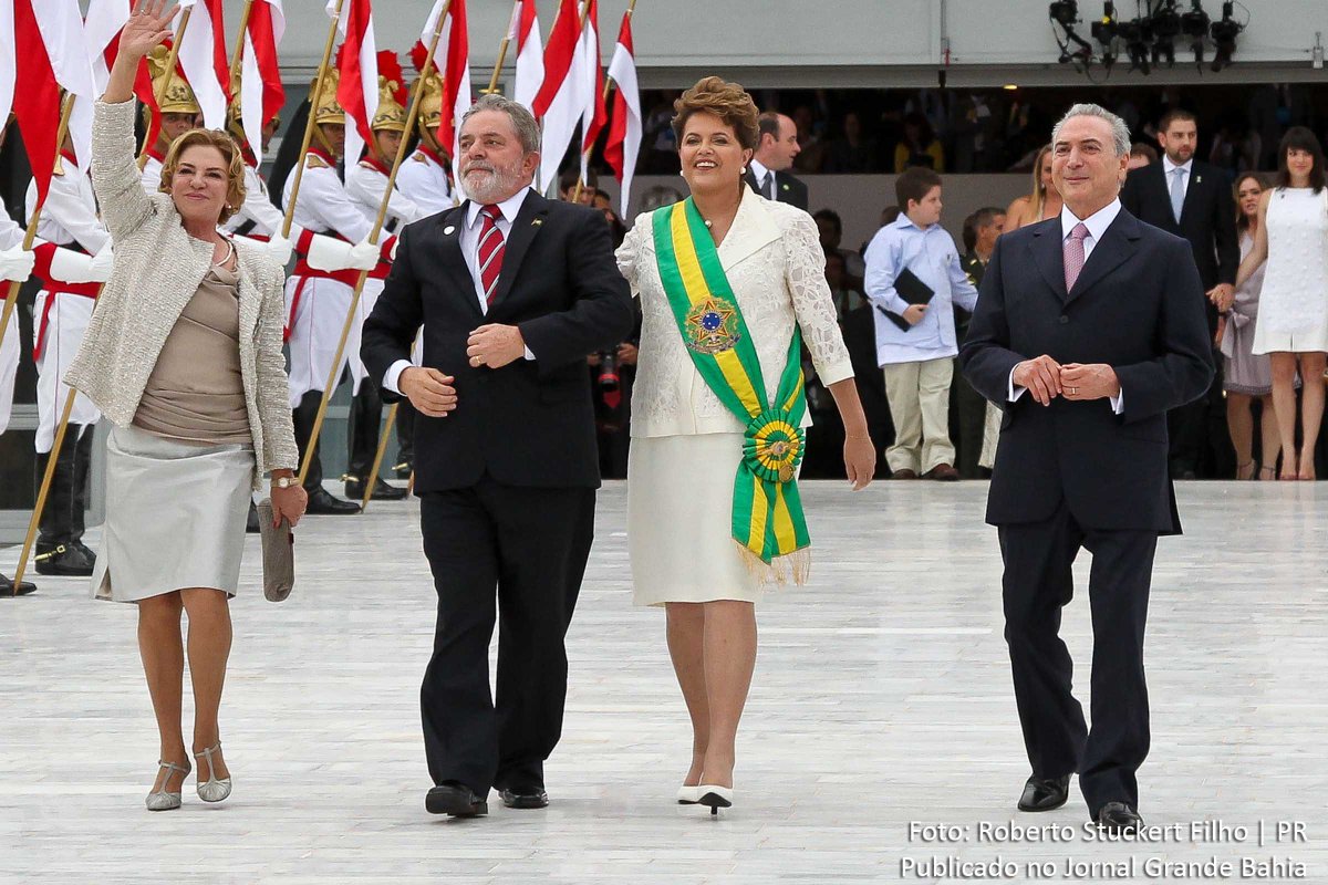 "Esto no es un juicio político. Es un golpe. No cometí ningún delito. Soy blanco de una farsa" #FuerzaDilma