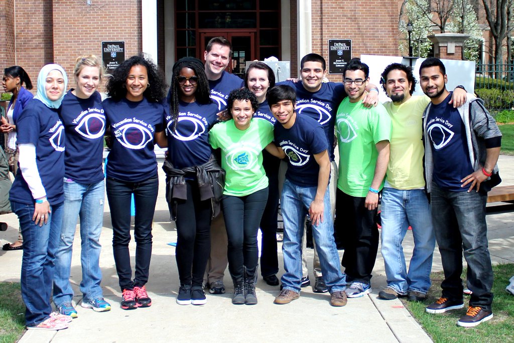 depaulccm's tweet photo. #tbt to the weekend's Vincentian Service Day. We love our world-ready students #VSD2016 #livingthelegacy https://t.co/SlYYlJ6d7a