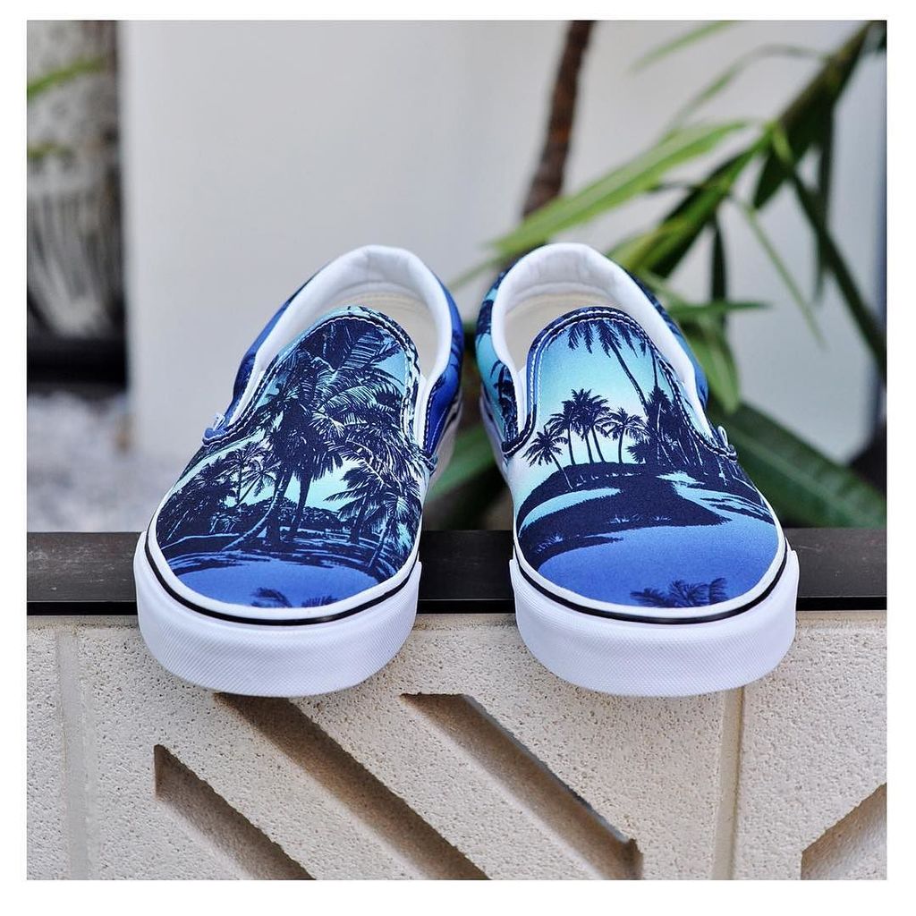 TeaganDaner's tweet image. Van Doren Slip-On Hoffman Blue
この夏限定でリリースされました。
#エトフ #etoffe #vans  #slipon  @vans  #hoffman  #california  #surf  #…