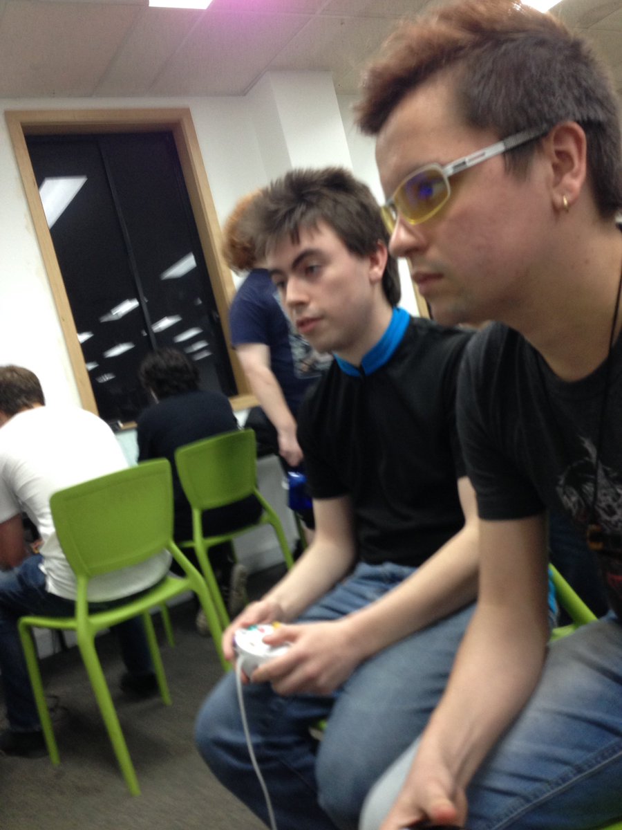 EbsNeopet's tweet photo. Two barons? @Baron_Omega @NikesYoshi #Yoshilife https://t.co/h4CMu3N3LV