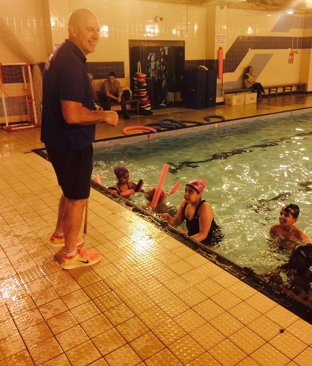 BoltonSplash's tweet photo. Fantastic School Swimming @Devonshire_Rd were passionate about teaching essential life skills #ArmbandsToMedals https://t.co/FUnw1TvnsK
