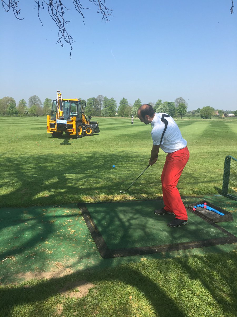 Hannah_jayne86's tweet photo. Eddie taking part in the chipping challenge @StAnnsHospice golf day @jpandbrimelow https://t.co/tuUsptwIxo