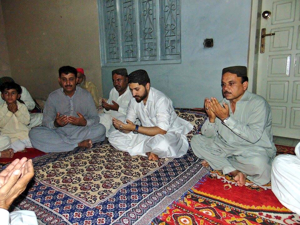 PppJiyala's tweet photo. @MakhdoomFZaman condoled wth ExMpaHajiKamilJamali on demise of his sister in villNabiBakshJamali
#PPP #WithPpl https://t.co/DQumUE8t3W