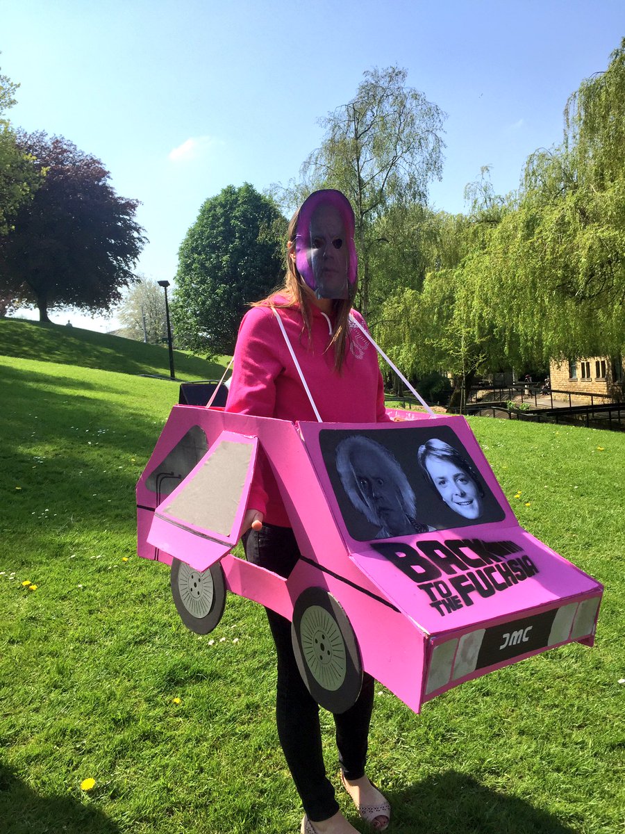 TeamFuchsiaUOB's tweet photo. @UniofBradford Introducing one of our team mascots... The Fuchsia Delorean.  #BackToTheFuchsia #EndOfYear2016 https://t.co/AoZkmIRp6t