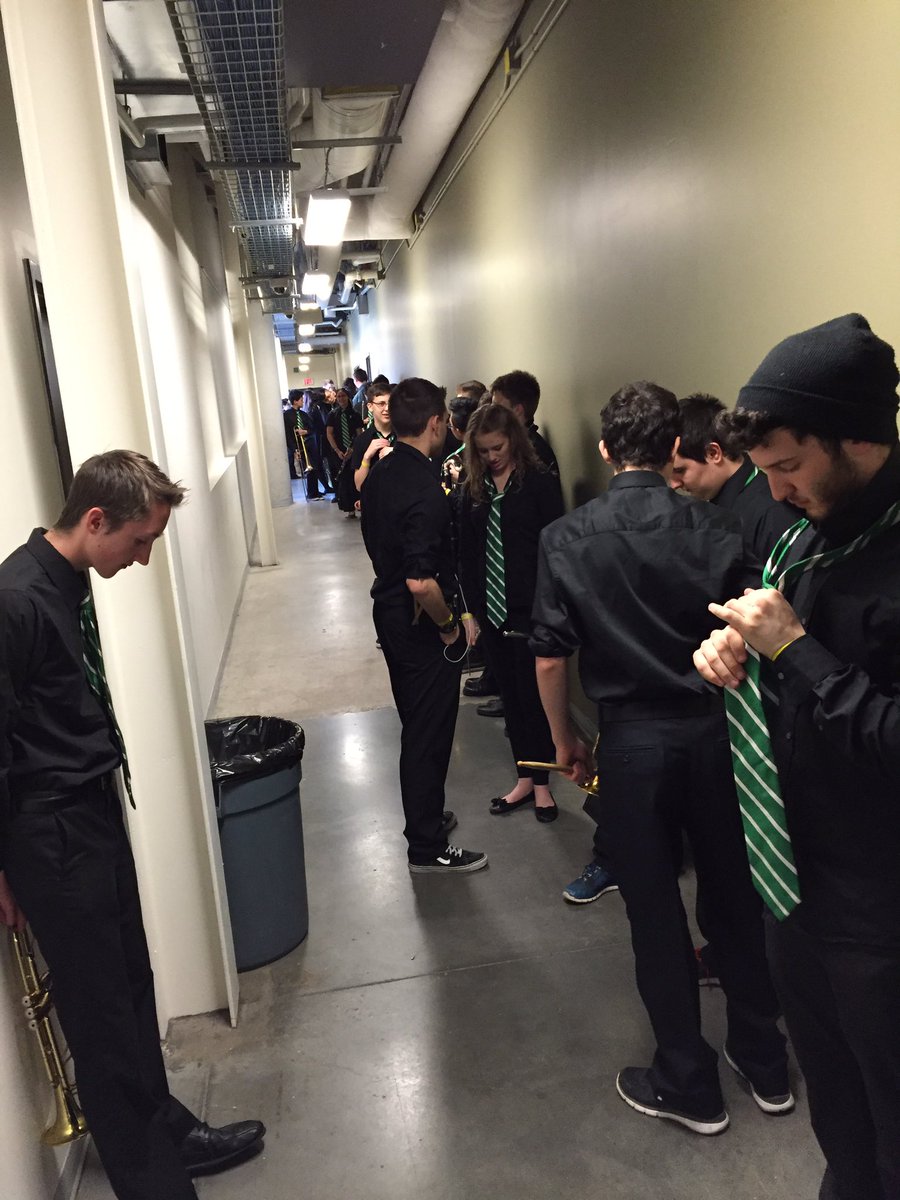 ugdsb's tweet image. RT @GCVIMusic: On deck for the warmup room! #MFC2016 #GCVIarts