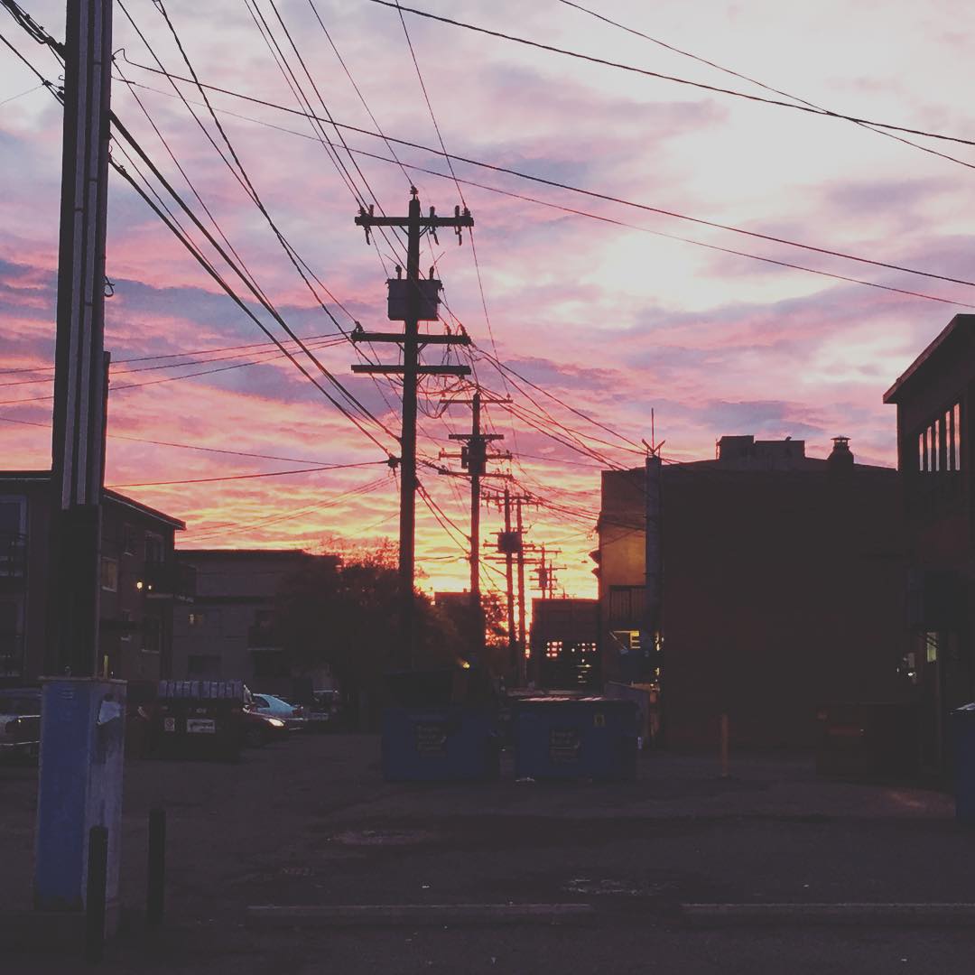 The calm of <a href="/oldstrathcona/">Old Strathcona - Inactive</a>. A beautiful sunrise captured by our very own.

📷: <a href="/edgarconstanza/">Edgar Constanza</a>