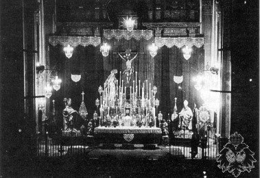 CHICOTADEAMOR1's tweet photo. CACHORRO: Grandioso Altar de Quinario celebrado en San Jacinto hacia 1940. Prioste: Francisco Astolfi Roldán. https://t.co/pDIvvWm2jk