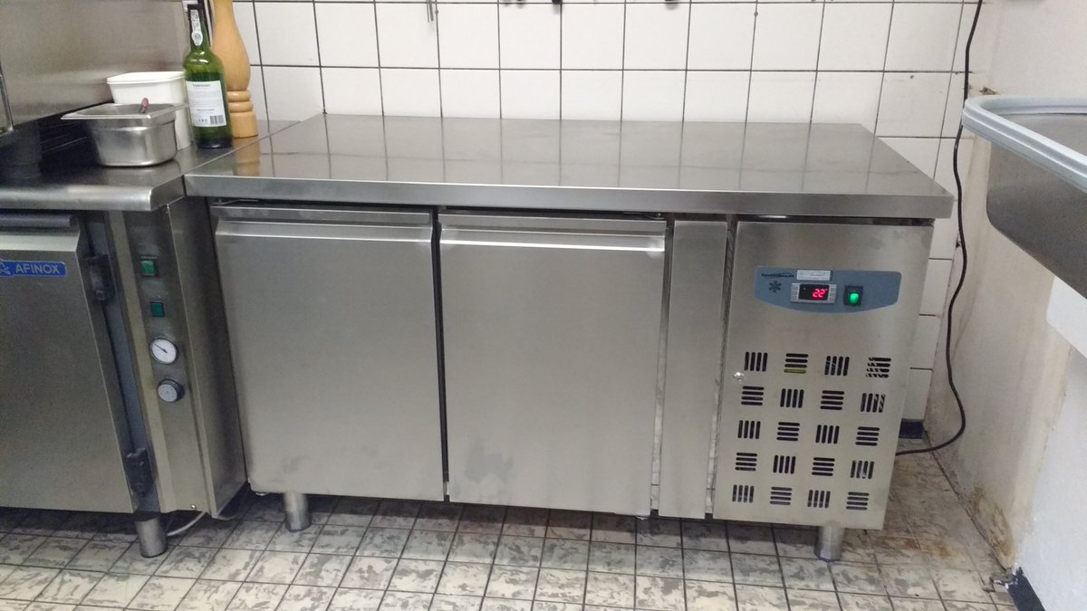 Nieuwe koelwerkbank <a href="/hoteltesselhof/">Hotel Tesselhof</a> geplaatst. @CombiSteel #voordepinkster