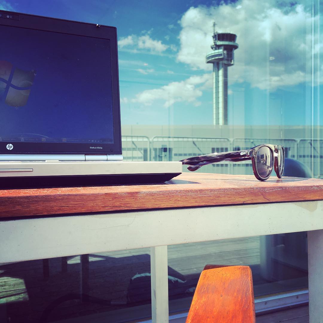 RadissonBluOSL's tweet image. Being in the office on a sunny day does not have to be miserable.#radissonblu @Oslolufthavn
