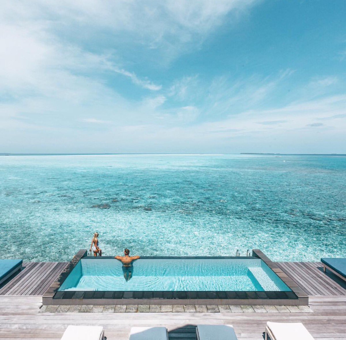 Four Seasons Resorts Maldives tweet media