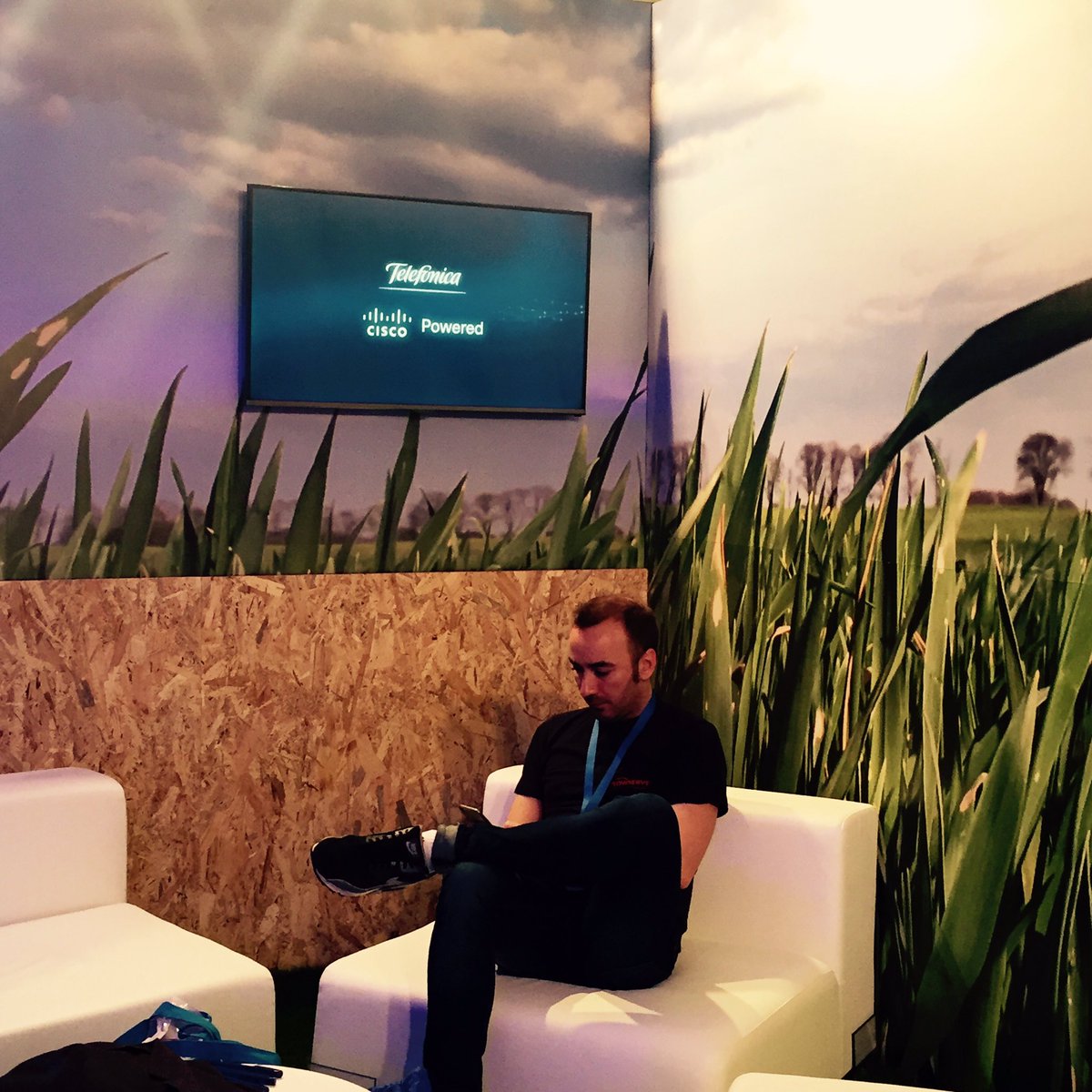 daneporras's tweet image. Espacio Networking patrocinado por @Telefonica #CiscoConnectES #Madrid #Spain
