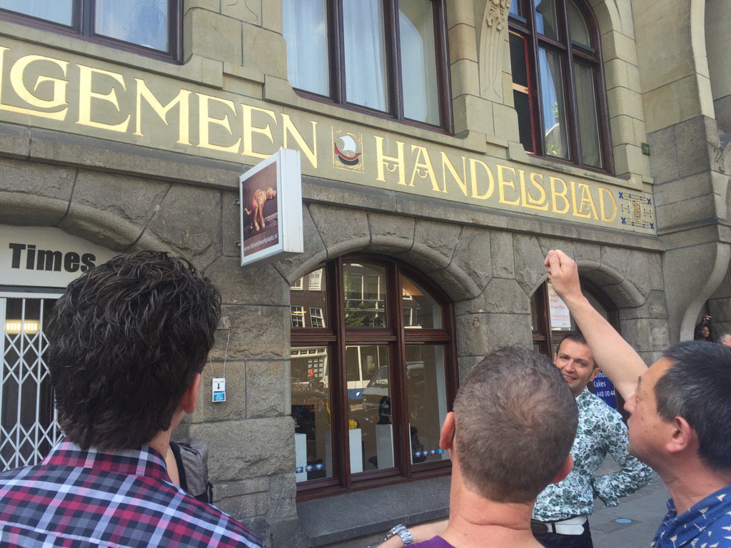 Één van de mooiste Jugendstilgevels in de stad. Handelsblad gebouw staat er weer mooi bij #ymere trots op team!