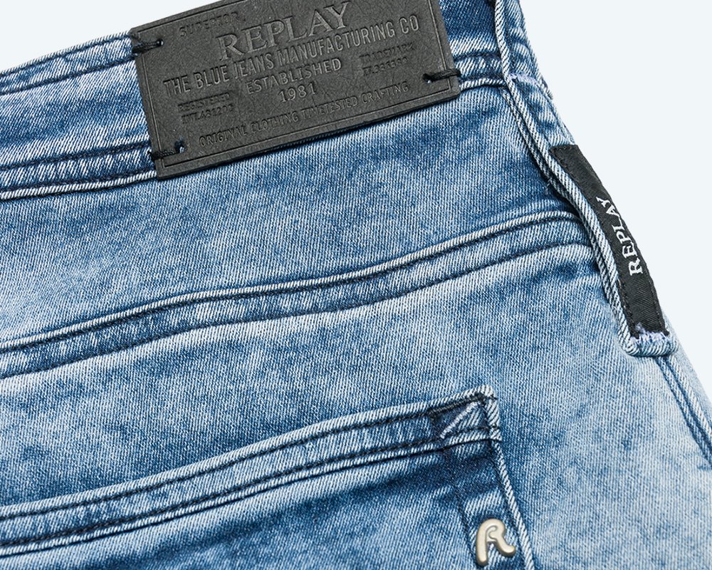 REPLAY's tweet photo. Hyperfree, they will move with you. https://t.co/ldBq8fVpUQ
#replay #hyperfree #jeansyouhavetomovein #replayjeans https://t.co/XX31Gk60Xj