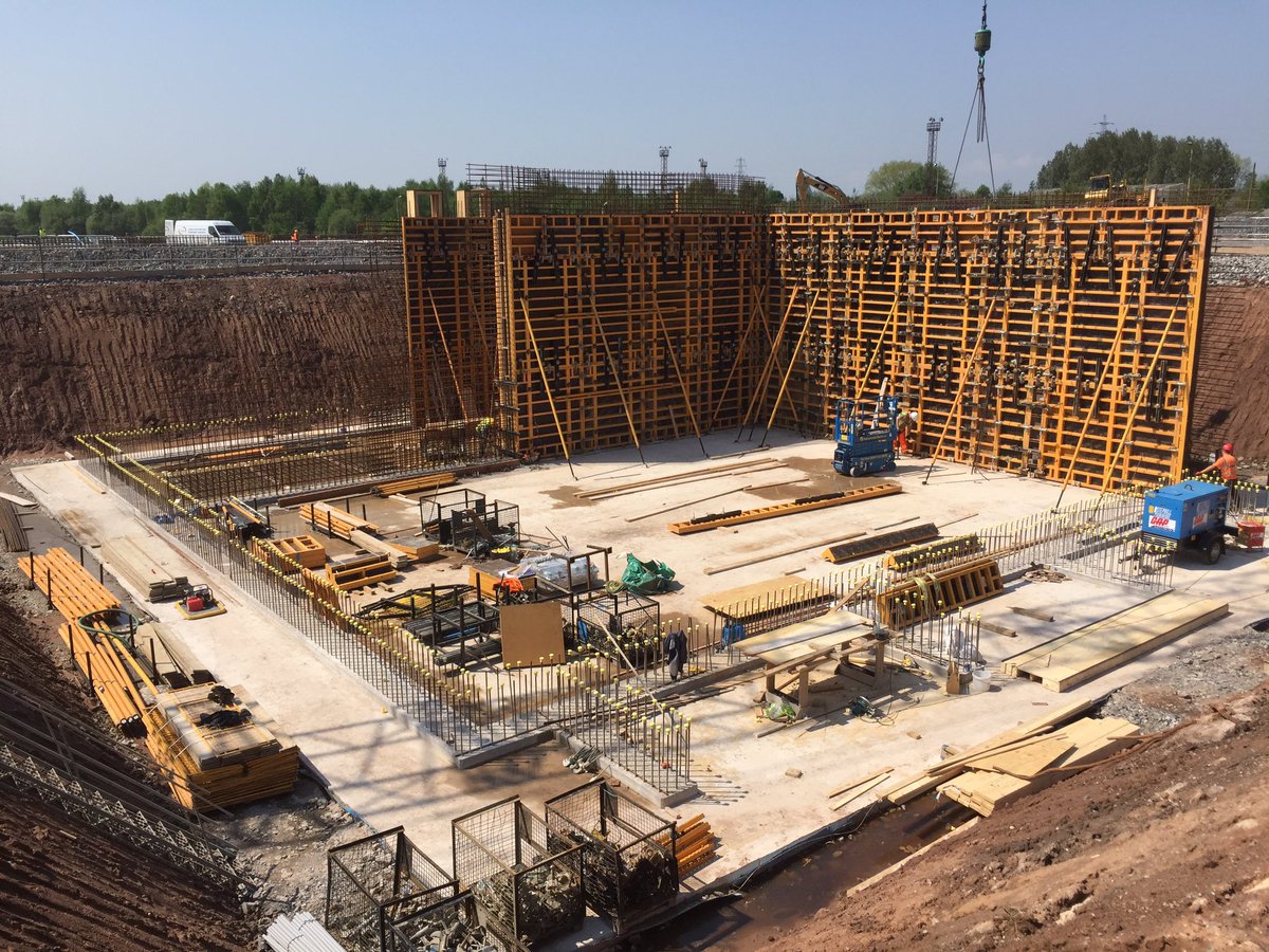 Ulrik F Lending tweet media