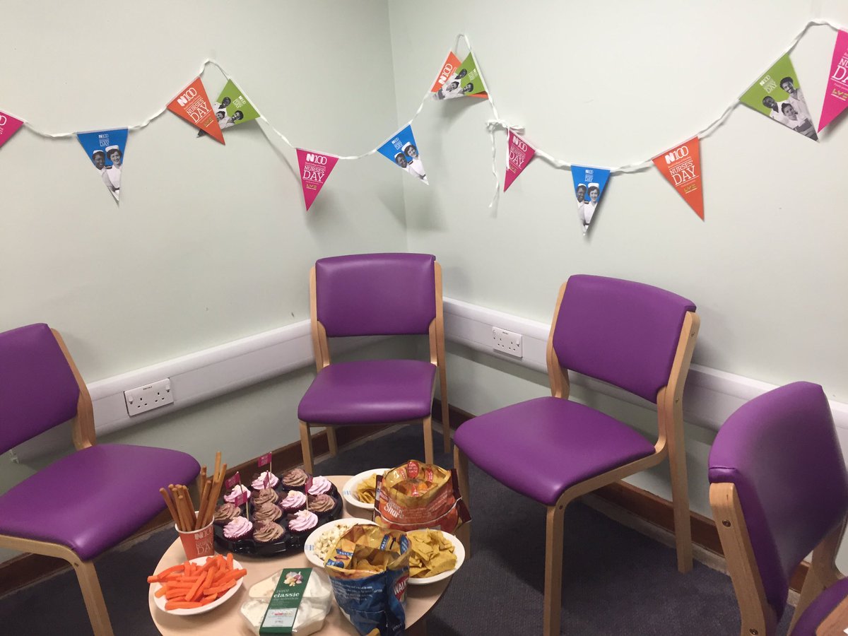 gkscott89's tweet photo. A nice treat for the team on Clayton #NursesDay2016 @TeamClaytonULHT https://t.co/wPxaQvXQbJ