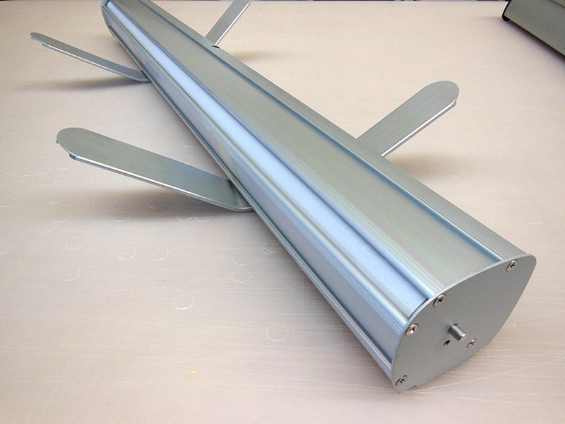 Banner Stand Problems (and How to Avoid Them) kcbgraphics.com/blog/banner-st…