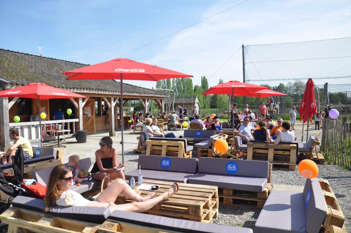 Emmet1996's tweet photo. Nice weather? Think #IceMountain Au Chalet with view on our outdoor activities #accroadventure #paintball #lasergame https://t.co/LQ8OXr3JPz
