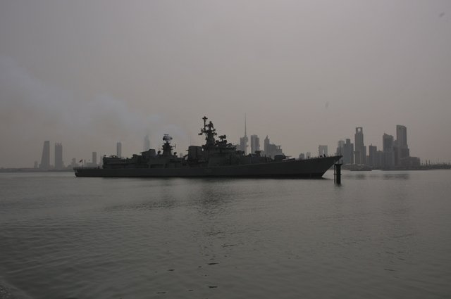 Three #IndianNavy warships entr #Kuwait on a 4day visit.#INSDelhi wth Kuwait harbour telecom tower in the background