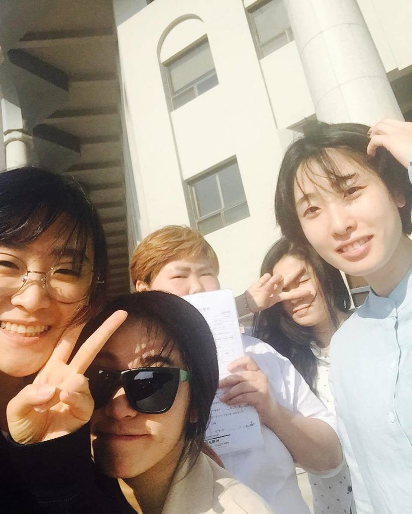 jeonjugram's tweet image. #우석대학교 #대학원 #체육교육 #태권도
우리 8월에 석사모쓰고 본관앞에서 같이
한명도 빠짐없이 찍게요 ㅋㅋㅋㅋㅋㅋㅋㅋ by rasso.kim