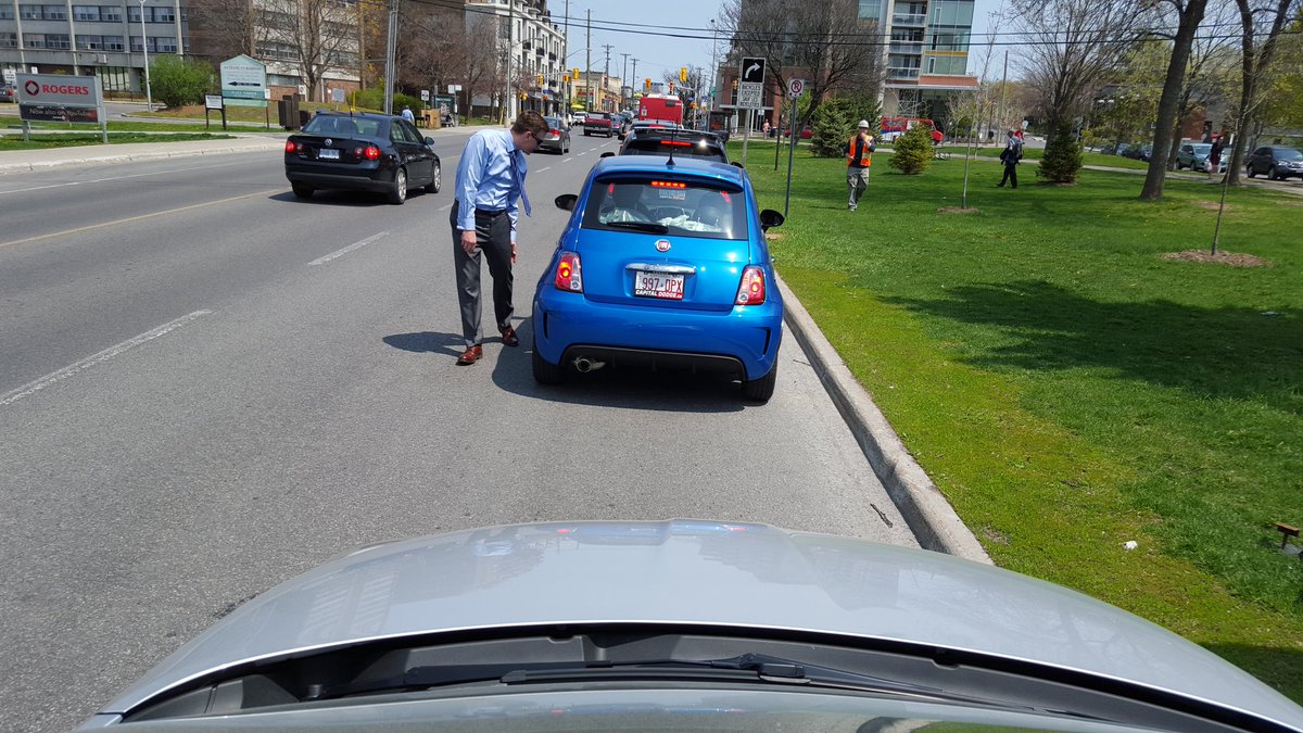 CapitalDodgeBK's tweet photo. #capitaldodge fiats on parade @CapitalDodge @FIAT500Canada #yow https://t.co/idRaAtB3yP