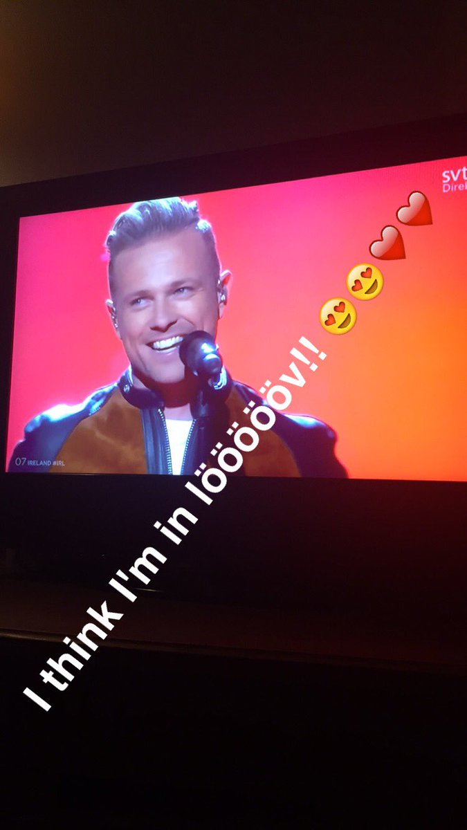 LinaSallstrom's tweet photo. @NickyByrne i'm falling in love w u once again π that smile β€οΈ #escirl #esc2016 #escse https://t.co/jj8ABEUZvx