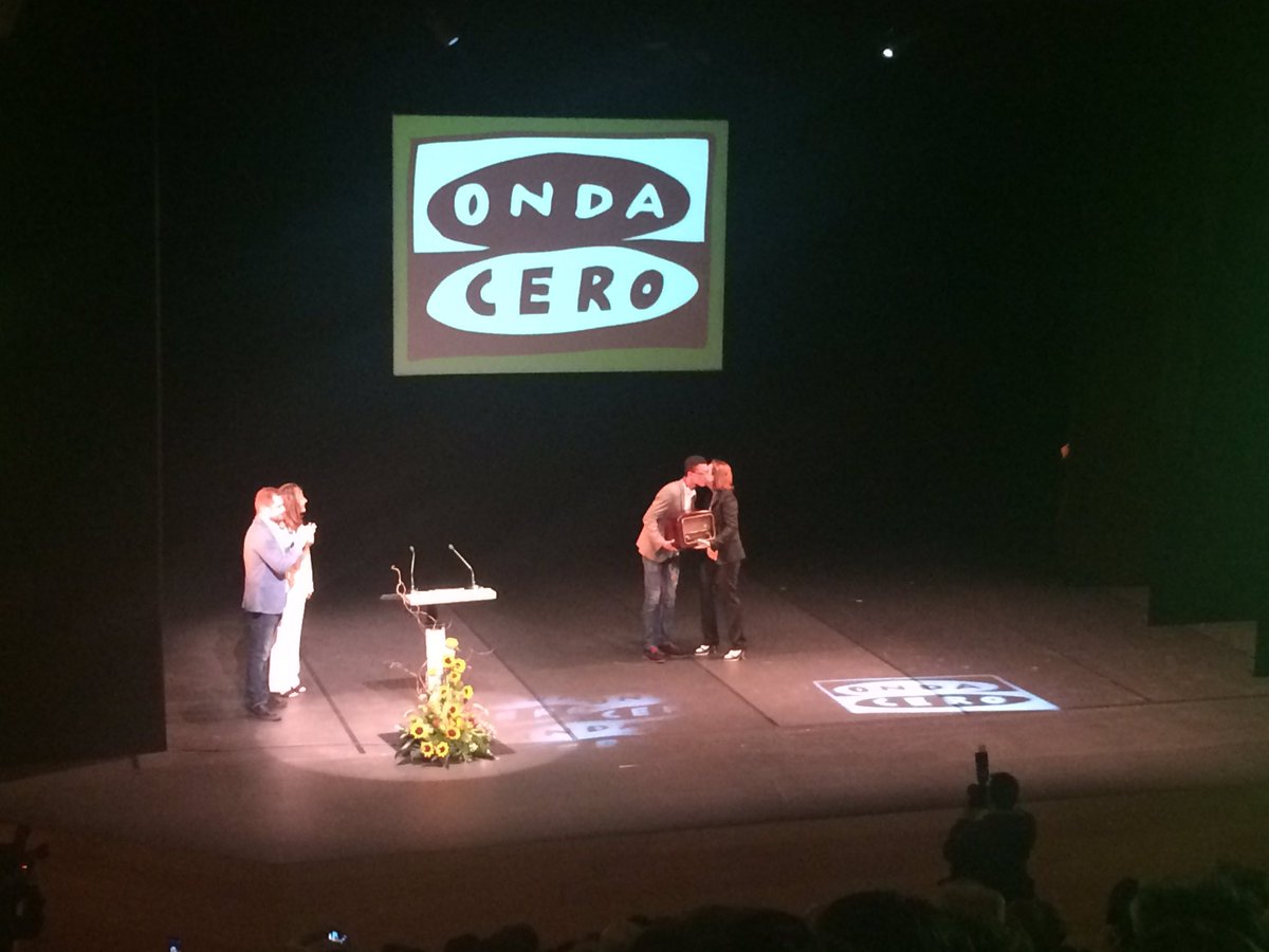 Premio al deporte para <a href="/OssamaIfraj/">Ossama ifraj</a>. Acto de entrega por parte de la alcaldesa de Logroño, <a href="/cucagamarra/">Cuca Gamarra</a>