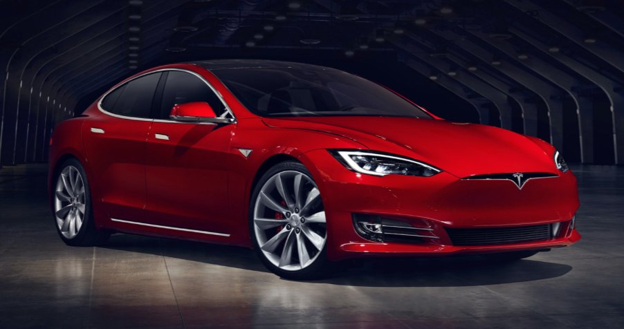 TeslaRT's tweet image. RT @teslaliving #Tesla Motors, Inc.'s Base Model S Has Come a Long Way --  @themotleyfool bit.ly/1TBqxwc