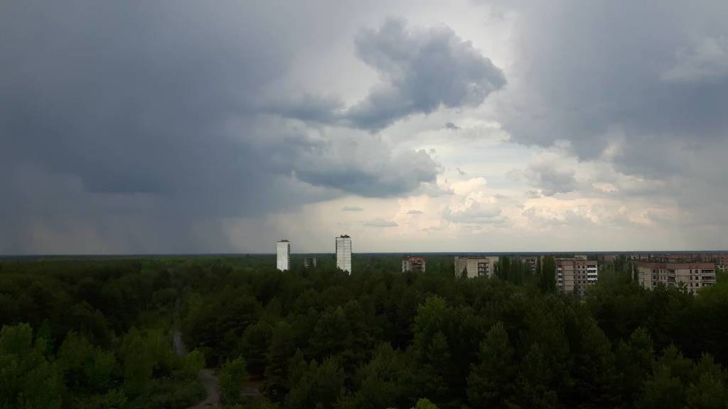 napromieniowani's tweet photo. Burza idzie w Prypeci.
#prypec #pripyat #czarnobyl #chernobyl #zona #strefa #opuszczone #… https://t.co/r4KJvb9j4z https://t.co/EkjPvB9BUB