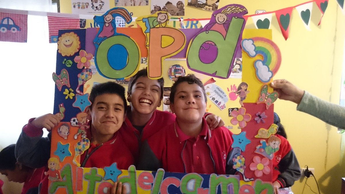 OPD_AdelCarmen's tweet photo. #Felicidades a los #niños y #niñas por lograr 1er Lugar #simce2015 #escuelas de El Corral y San Félix @Sename_III https://t.co/4ZYwQLjAUT