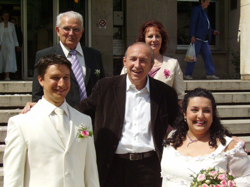 lorrain1974's tweet photo. 9 ans aujourd'hui !! Le 12 mai 2007 !
Merci @gerardcollomb d'avoir posé avec nous :) https://t.co/igsFUnTzKQ