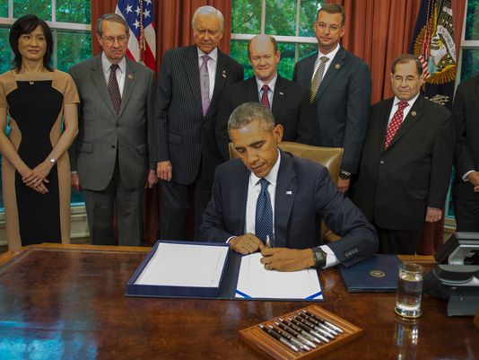 brewerscience's tweet photo. Work of Missouri Congressional Delegation as #DefendTradeSecrets is Signed Into Law https://t.co/tRNcxg0AOM https://t.co/zSrt8FOnjY