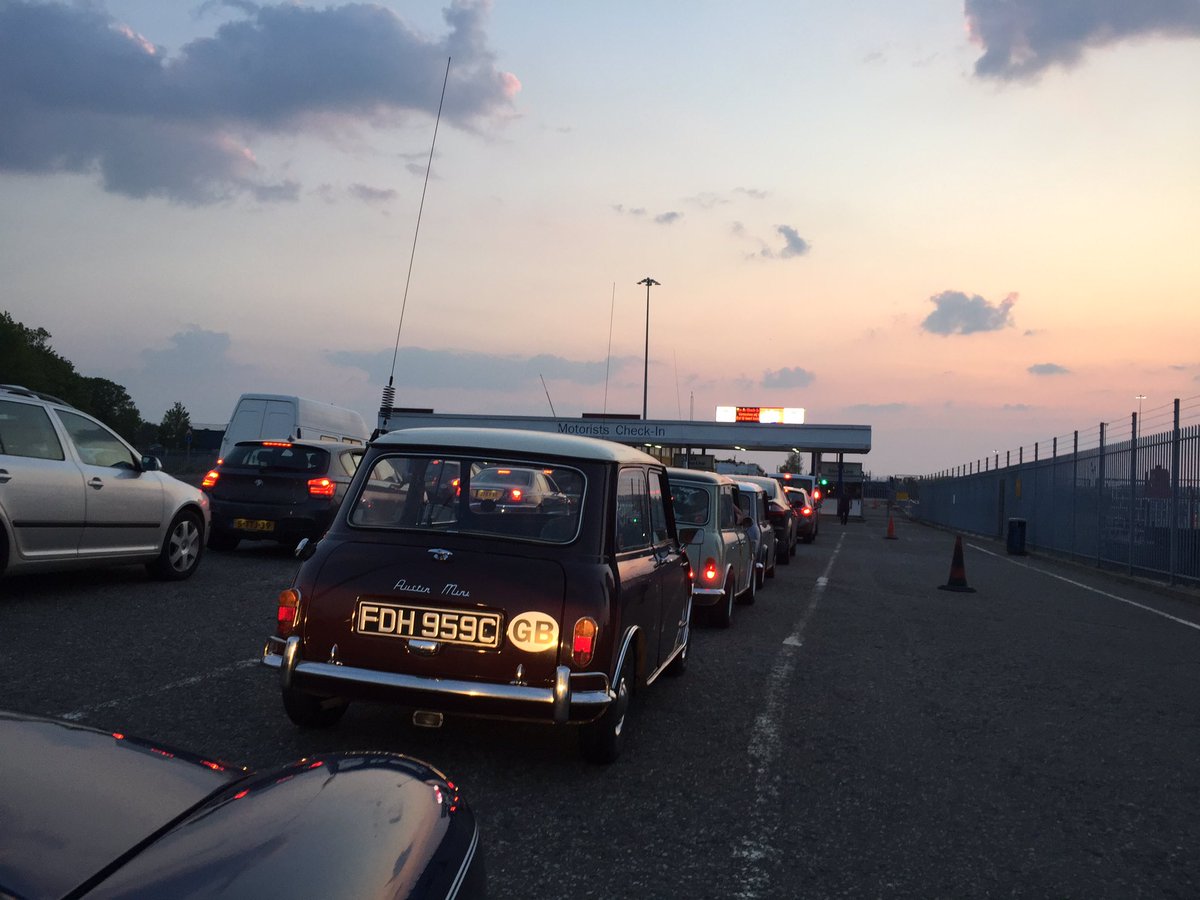 CrustyRustyMini's tweet photo. About to board the ferry https://t.co/nJZankJs1Q