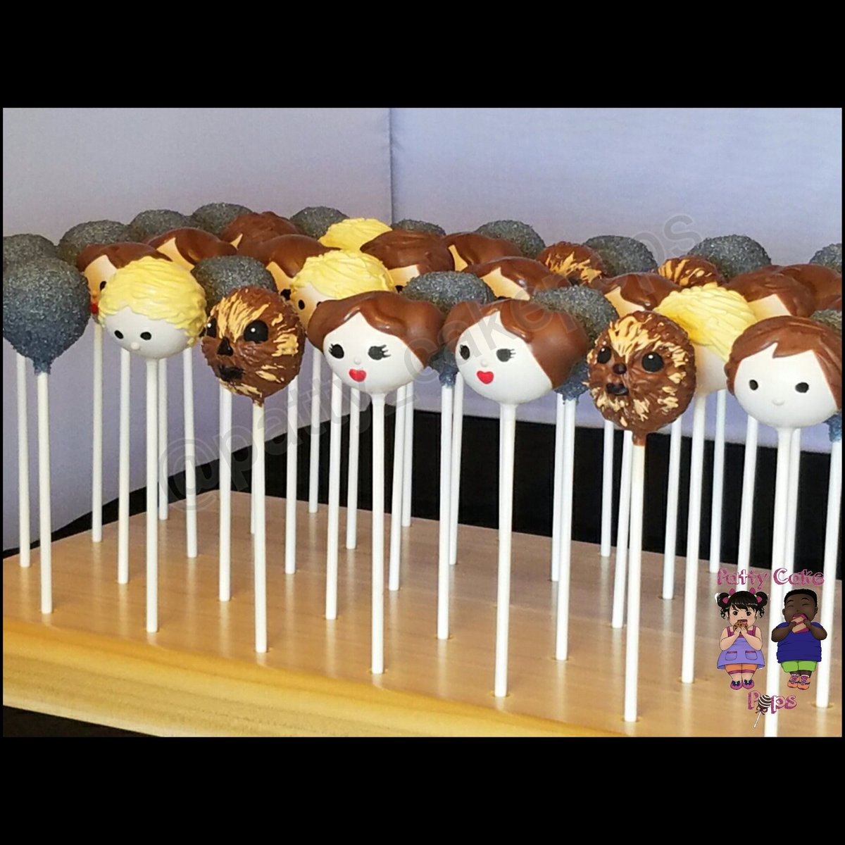 patty_cakepops's tweet photo. Star Wars kiddies! #StarWars #cakepop #cakepops #sd #SanDiego #sdchefs #events #catering # dessert #foodie #pastry https://t.co/TB15aIcFZm