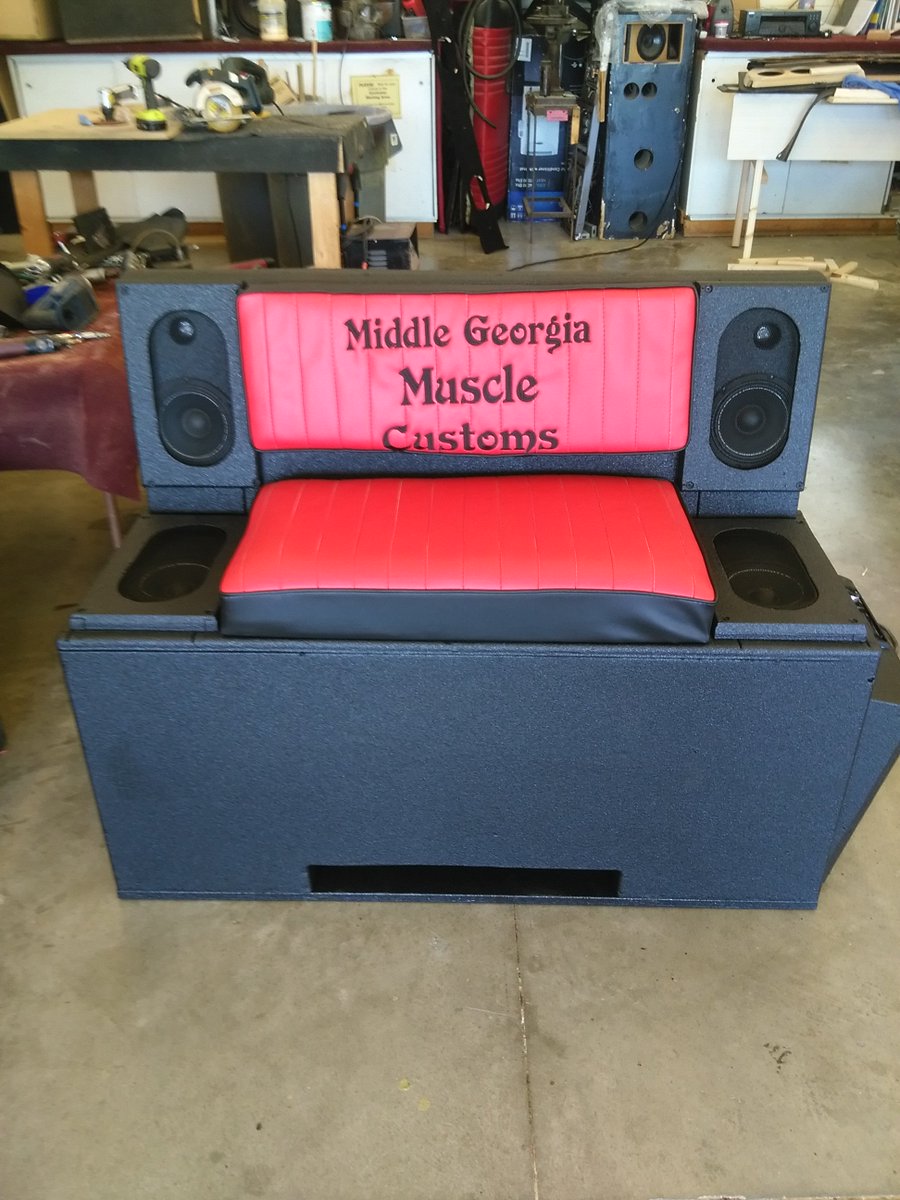 Mic_Strangler's tweet image. Come out and see for yourself the entertainment chair June 10  and learn more about pink stem. M.G.M.C home.