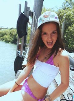 xhotchicks's tweet photo. #teen https://t.co/yPK6j9sj2H