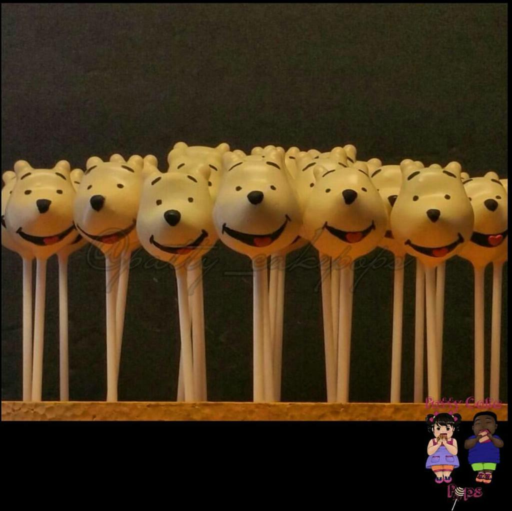 patty_cakepops's tweet photo. WinnieThePooh! #poohbear #cakepop #cakepops #sd #sandiego #desserts #sdchefs #sdchefsdecuisine #chef #pastrychef https://t.co/v18N0viY9Z