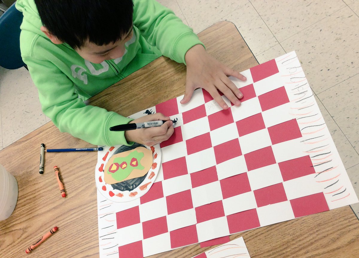 Kinder artists ready for a picnic! If only the wthr would cooperate.. #ivyhillleague <a href="/bkpullam/">Karen Pullam</a>