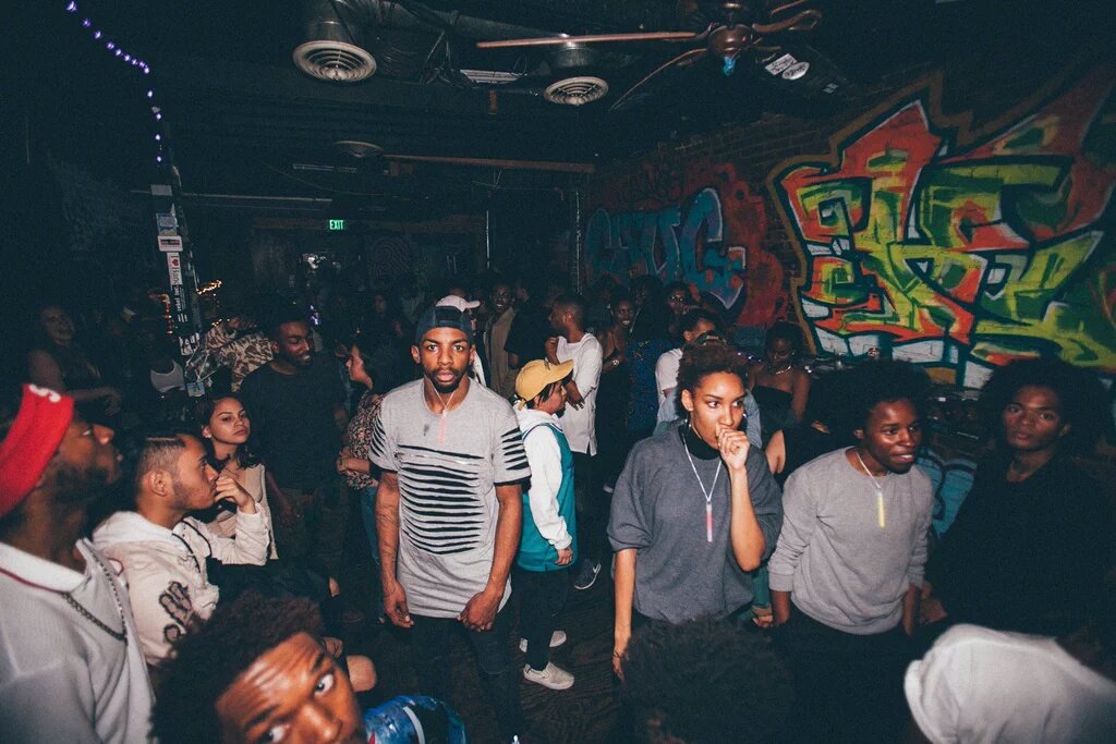 Sai_Calescent's tweet photo. #WYVWM
#PDSZN
#Lastniight
📷:@africanist_ https://t.co/Wp2sGoPmkn