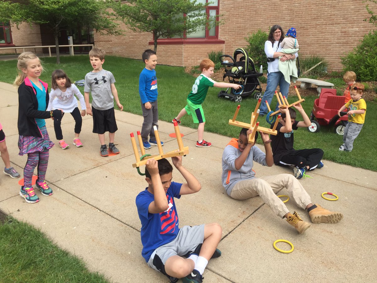 MsAllanPhyEd's tweet photo. Kindergarten Dr. Seuss field day! @MsAllanPhyEd @WL_Elementary https://t.co/S6xxC99mRQ