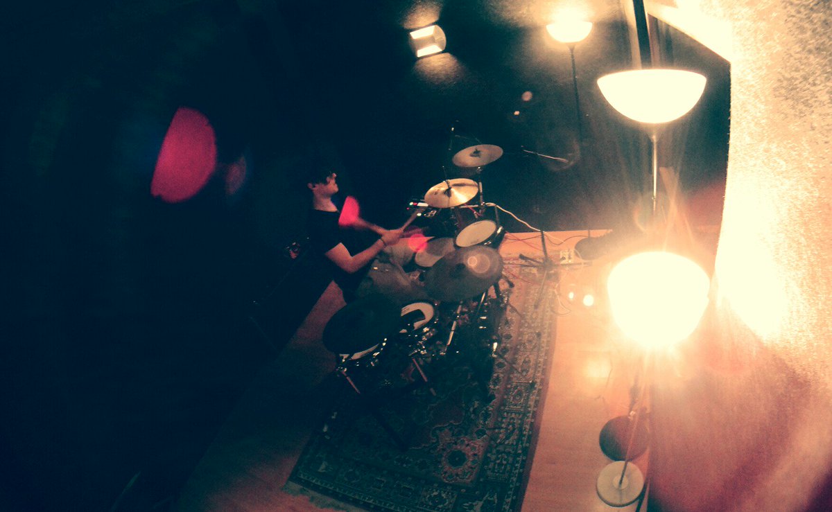 DanielePito's tweet photo. SESSION DAY...!!!  #Roland #td30k #Vdrums #drum #studio #SESSION https://t.co/NlPmJE4uoC