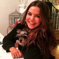 daerpatience's tweet photo. danielle appreciation tweet: she's beautiful, kind, sweet and has the biggest heart ever! stop hating on her ! https://t.co/fMNXeuRtmd