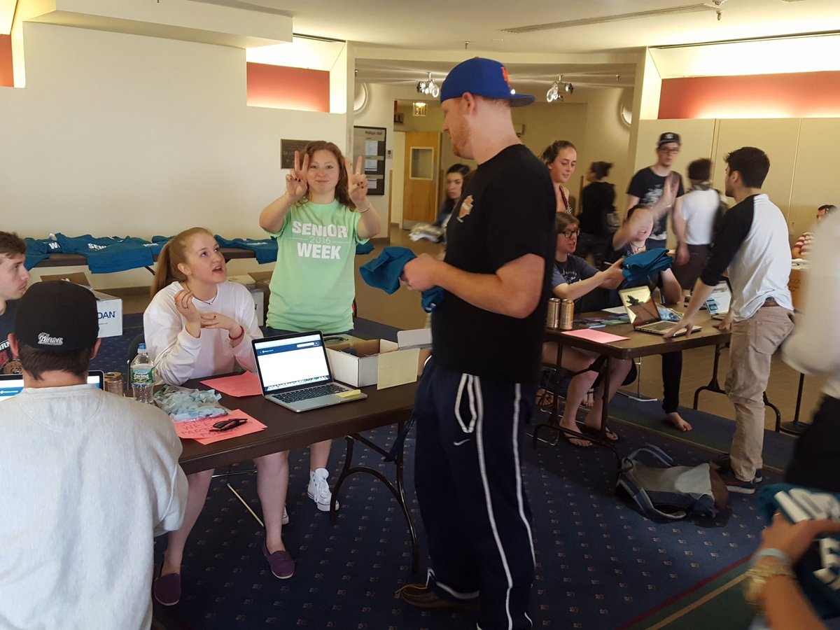 ICSeniors2016's tweet photo. Senior Week starts NOW! Come get your passes today and tomorrow 11am-3pm! #ICSeniorWeek https://t.co/O6G8qAPNZL